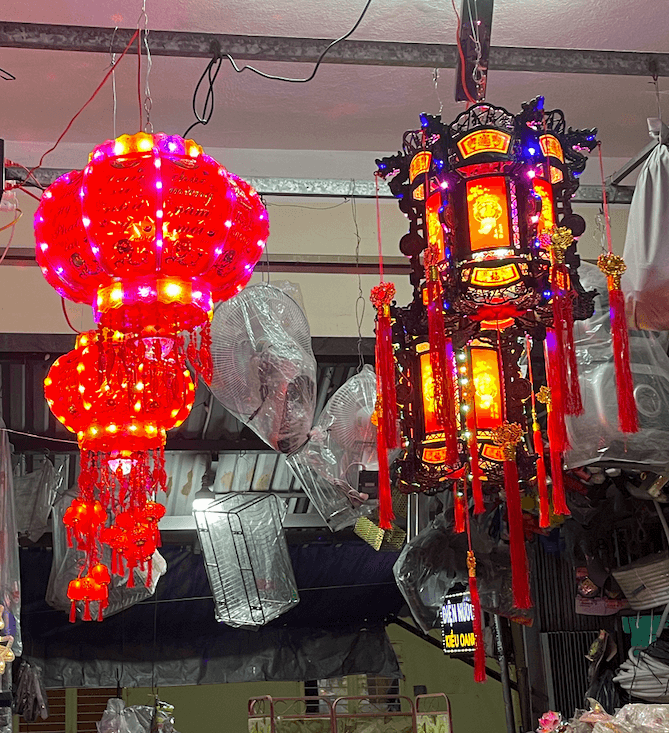 Bảng Giá Đèn LED Trang Trí Tết Ất Tỵ 2025 1 Bảng Giá Đèn LED Trang Trí Tết Ất Tỵ 2025