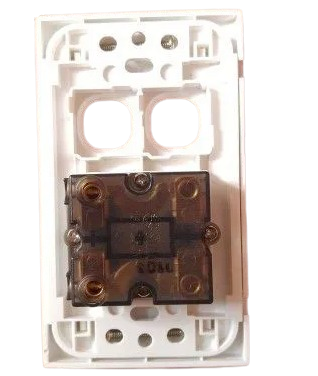 Mặt 2 lỗ + 2 ổ 2 chấu - Sino Vanlock – S18U2XX 3 Mặt 2 lỗ + 2 ổ 2 chấu - Sino Vanlock – S18U2XX